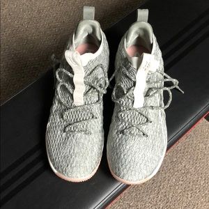 Nike Lebron 15 low. Size 13.